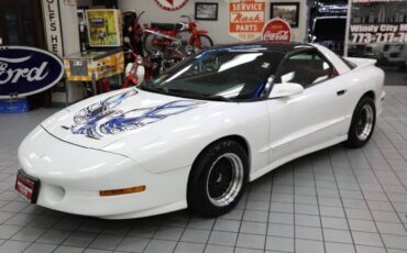Pontiac-firebird-trans-am-2dr-h-1994-white-2