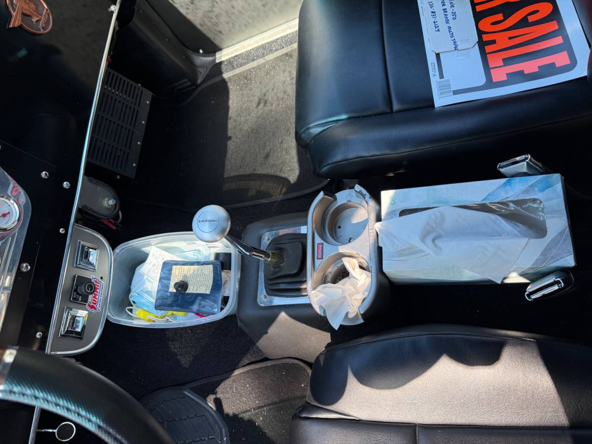 Pontiac-grand-prix-1984-silver-12