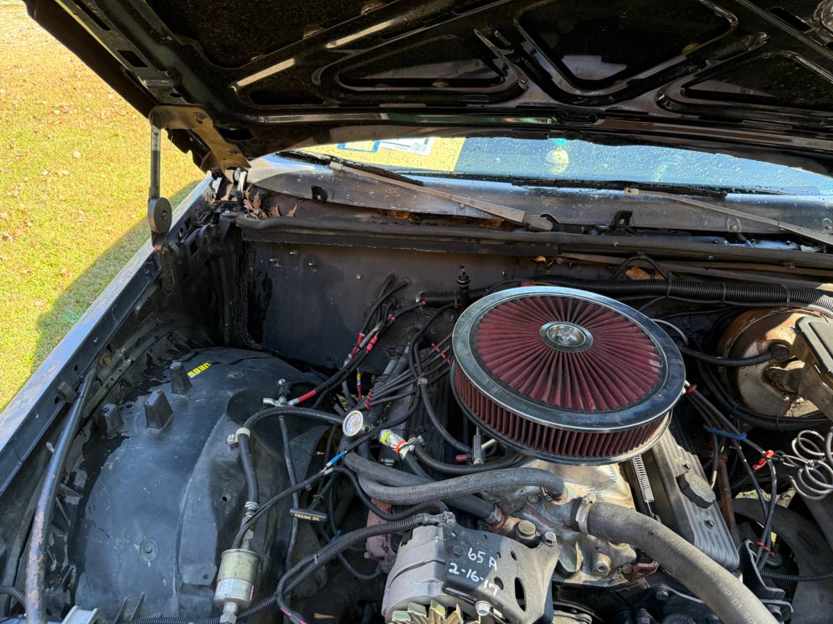 Pontiac-grand-prix-1984-silver-15