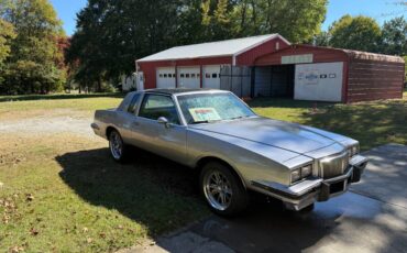 Pontiac-grand-prix-1984-silver-2