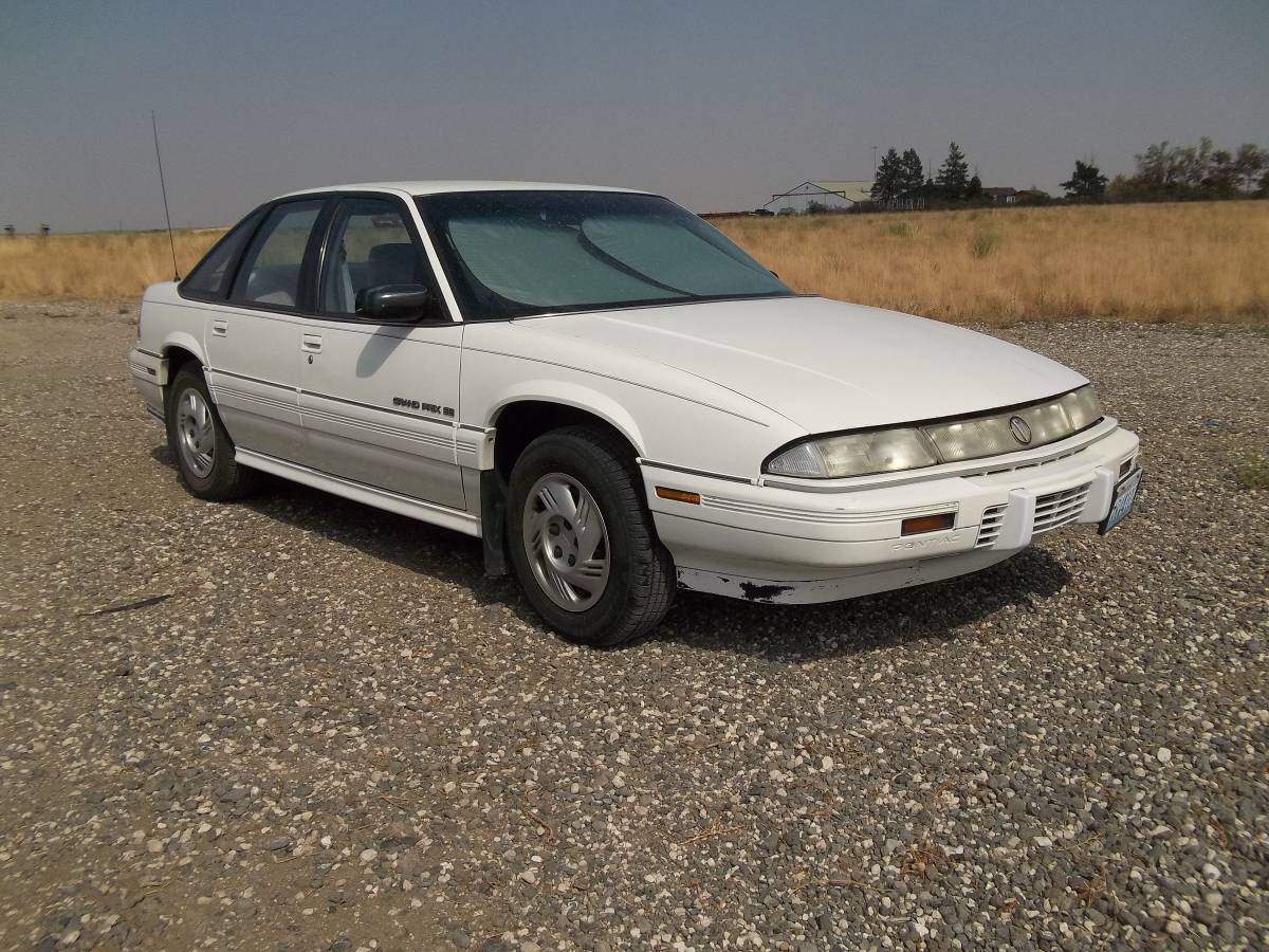 Pontiac-grand-prix-se-1995-white-4