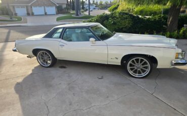 Pontiac-grand-prix-sj-1973-white
