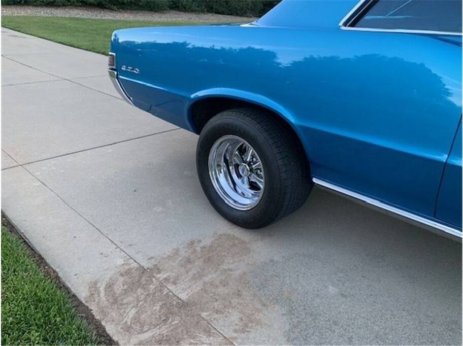 Pontiac-gto-1965-19