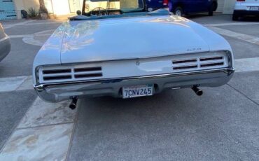 Pontiac-gto-1967-white-2
