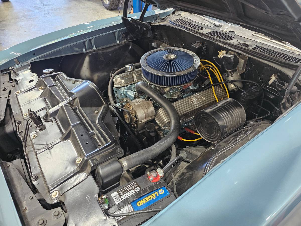 Pontiac-gto-1968-blue-12