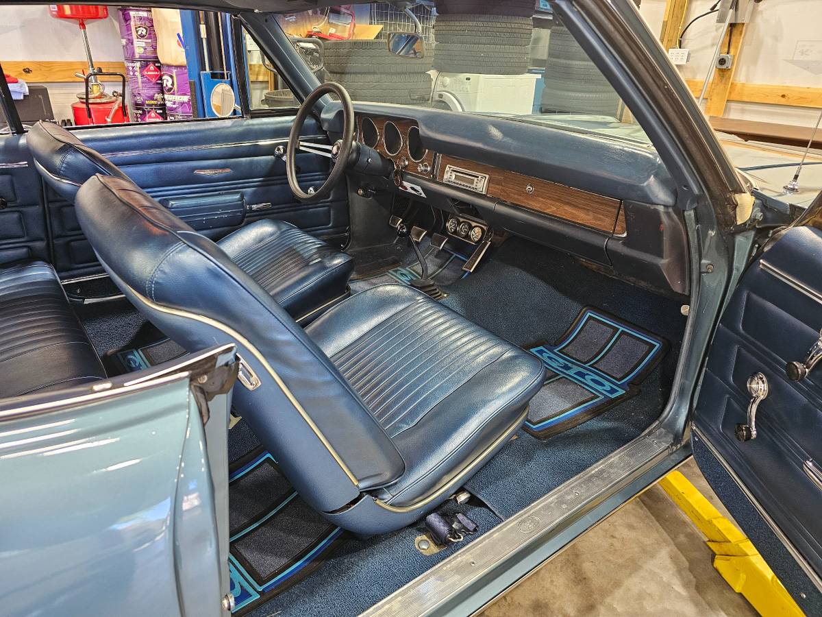 Pontiac-gto-1968-blue-7