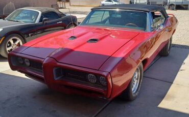 Pontiac-gto-1968-red-2
