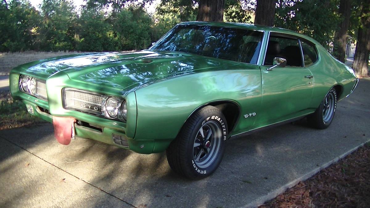 Pontiac-gto-1969-green