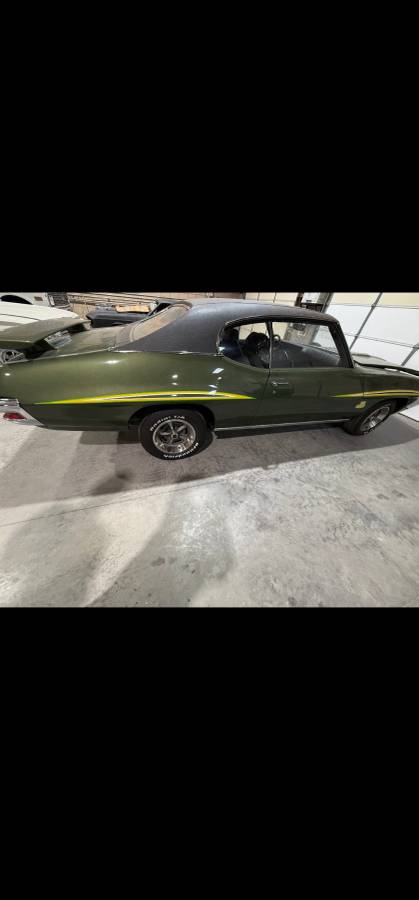 Pontiac-gto-judge-1970-green-23