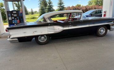 Pontiac-laurentian-four-door-sport-1958-black-1