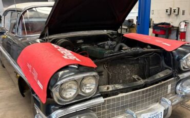 Pontiac-laurentian-four-door-sport-1958-black-12
