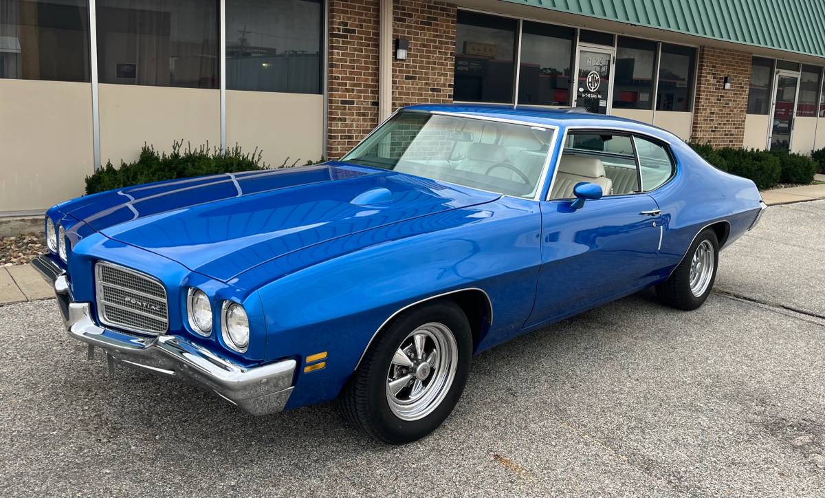 Pontiac-le-mans-1972-blue-3