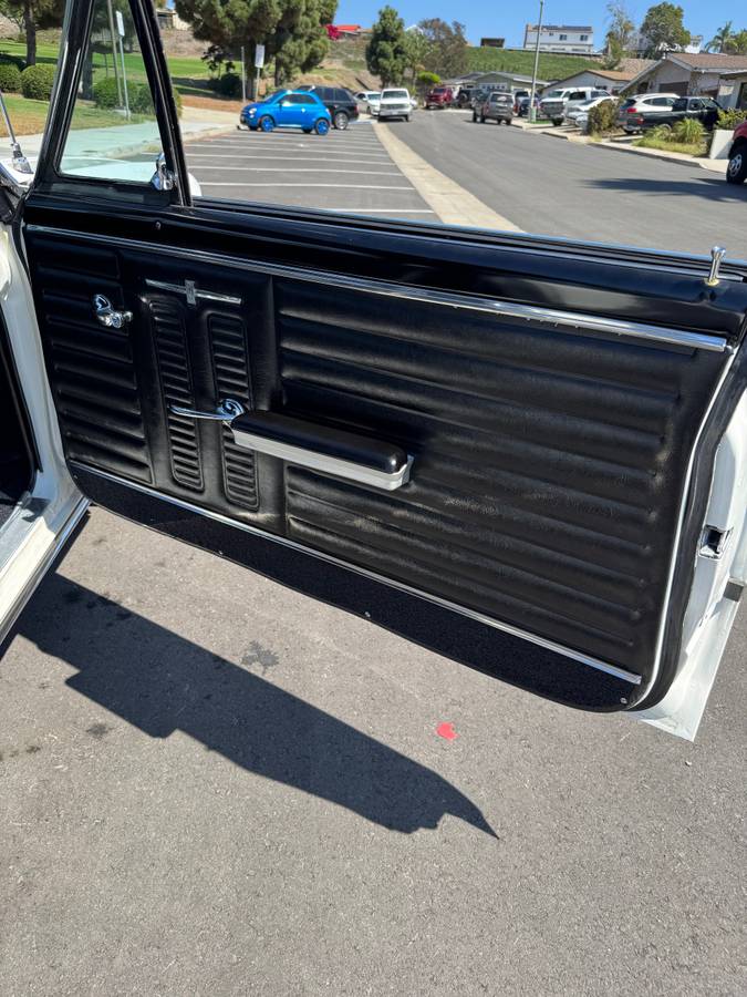 Pontiac-lemans-1964-white-16