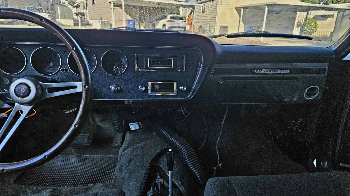 Pontiac-lemans-1967-black-11