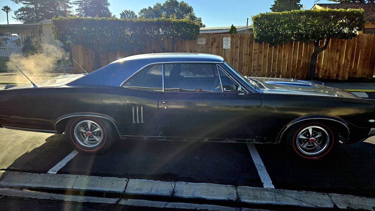 Pontiac-lemans-1967-black-2