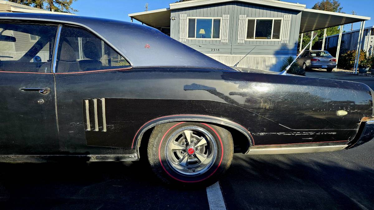 Pontiac-lemans-1967-black-7