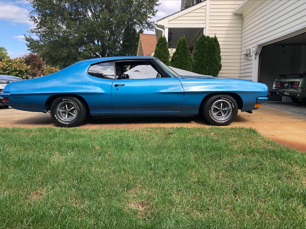 Pontiac-lemans-1970-blue