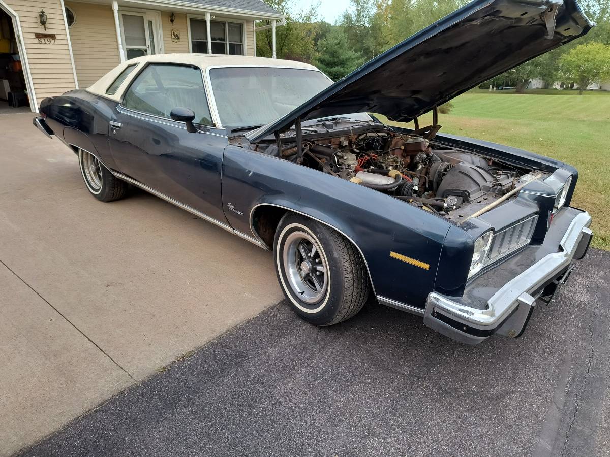 Pontiac-lemans-1974-blue
