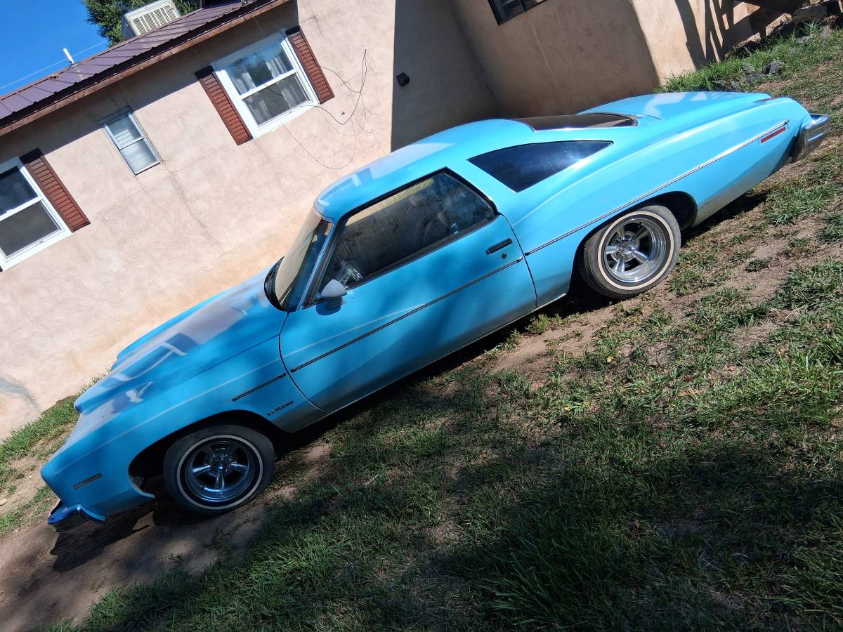 Pontiac-lemans-1975-1