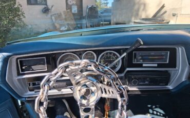 Pontiac-lemans-1975-6