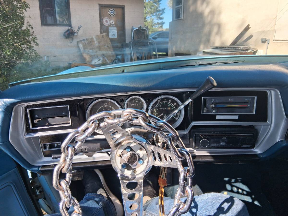 Pontiac-lemans-1975-6