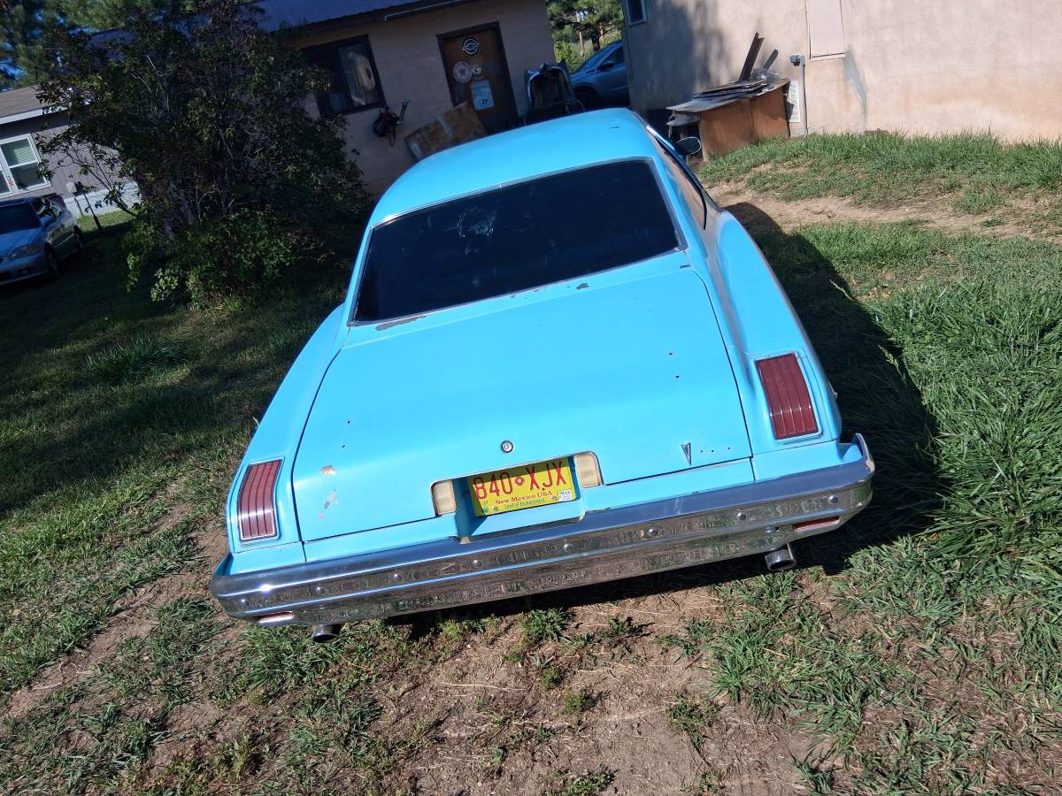 Pontiac-lemans-1975