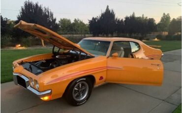Pontiac-lemansgto-tribute-1970-16