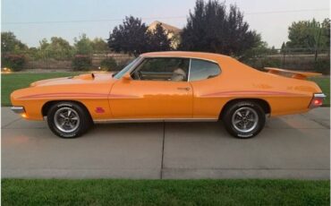 Pontiac-lemansgto-tribute-1970-6