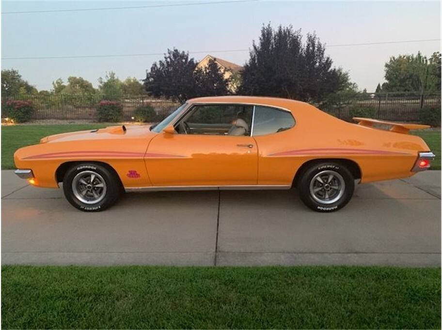 Pontiac-lemansgto-tribute-1970-6
