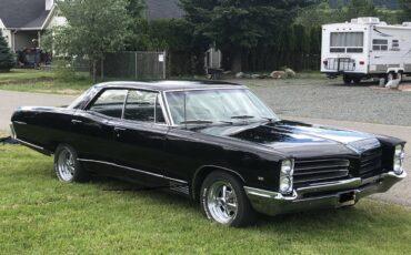 Pontiac-parisiene-1966-black-1