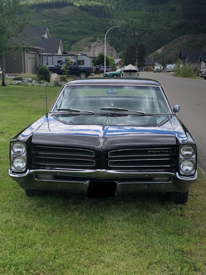 Pontiac-parisiene-1966-black