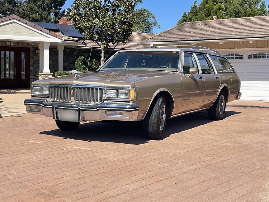 Pontiac-parisienne-safari-wagon-1986-17