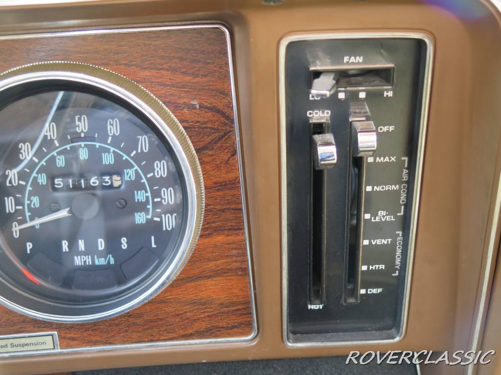 Pontiac-phoenix-1977-brown-41