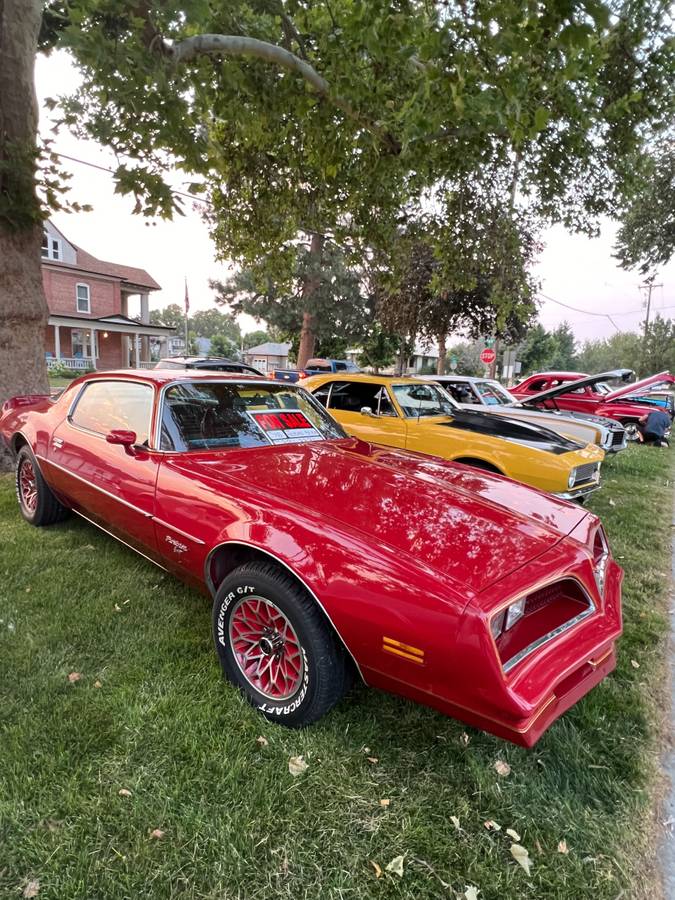 Pontiac-redbird-1978-red