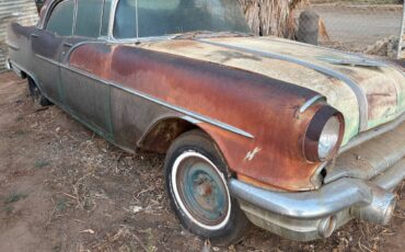 Pontiac-star-chief-1956-3