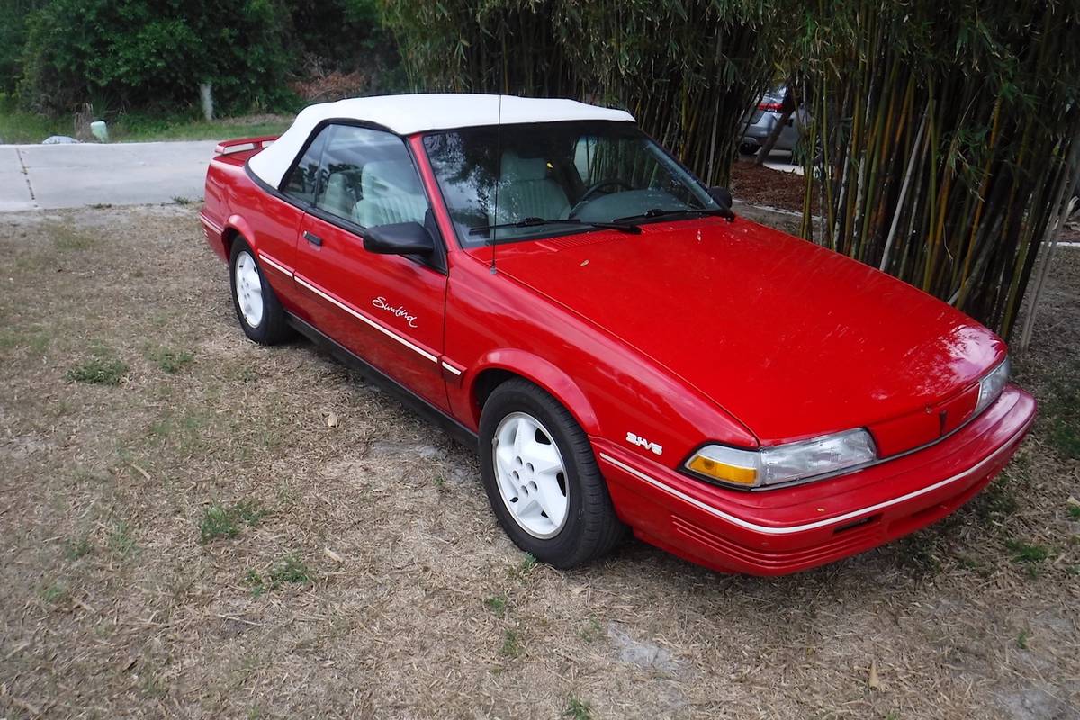Pontiac-sunbird-1993-5