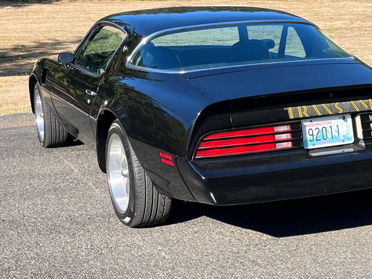 Pontiac-trans-am-1976-black-16