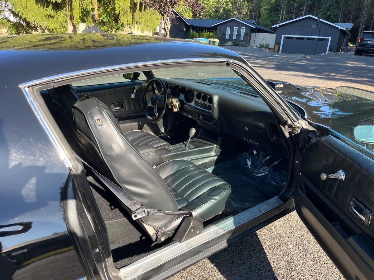 Pontiac-trans-am-1976-black-19