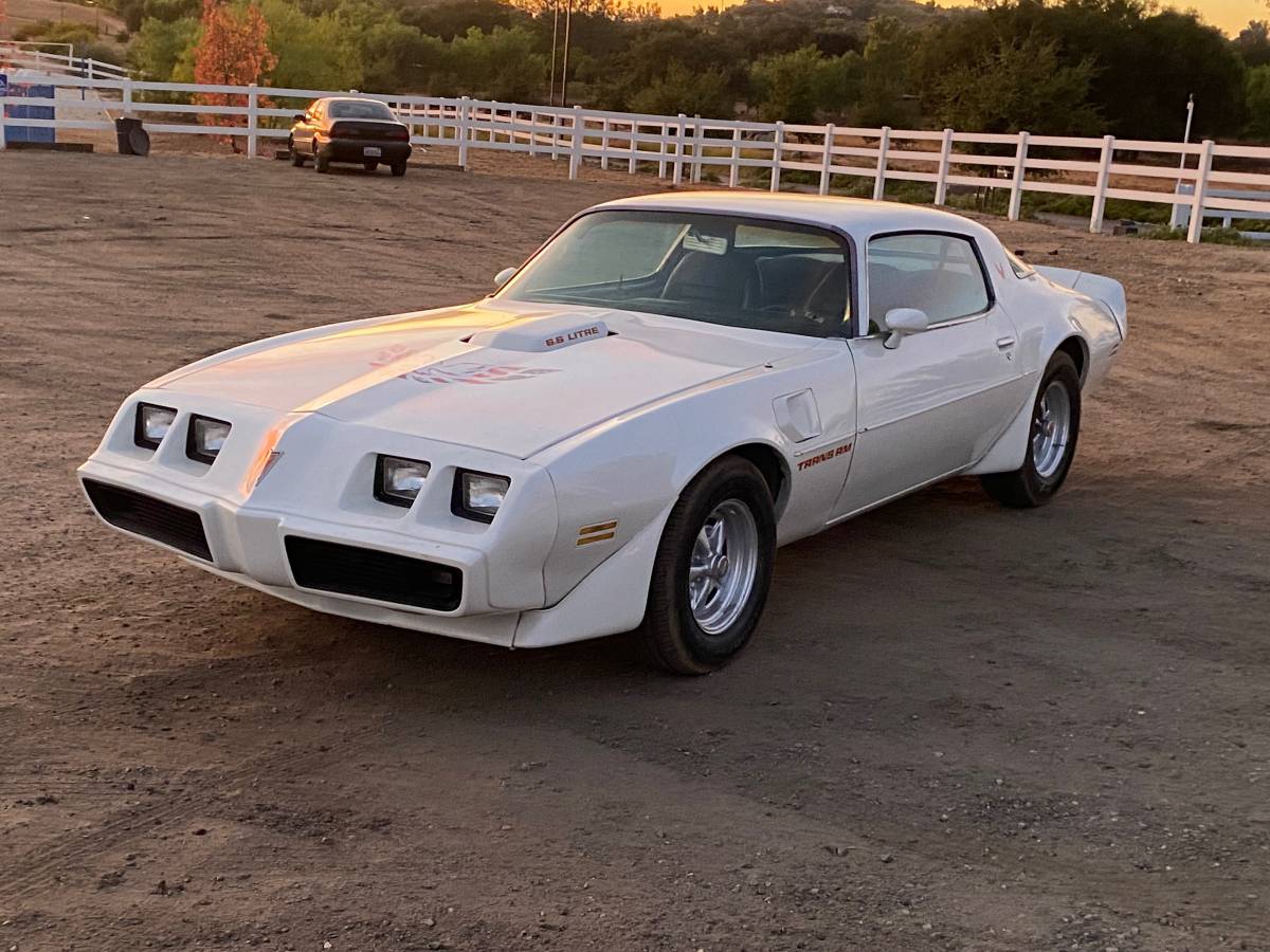 Pontiac-trans-am-1979-white-13