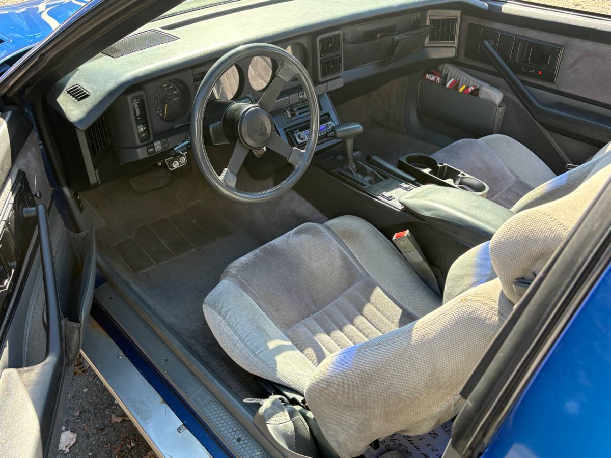 Pontiac-trans-am-1986-blue-3