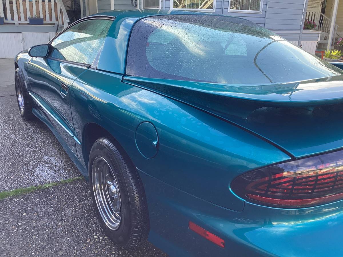 Pontiac-trans-am-1994-green-3
