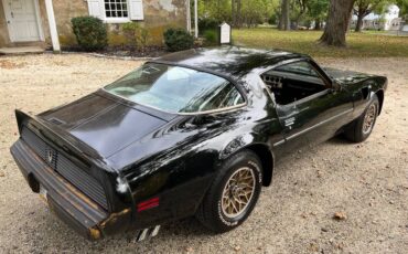 Pontiac-trans-am-special-edition-1981-black-9