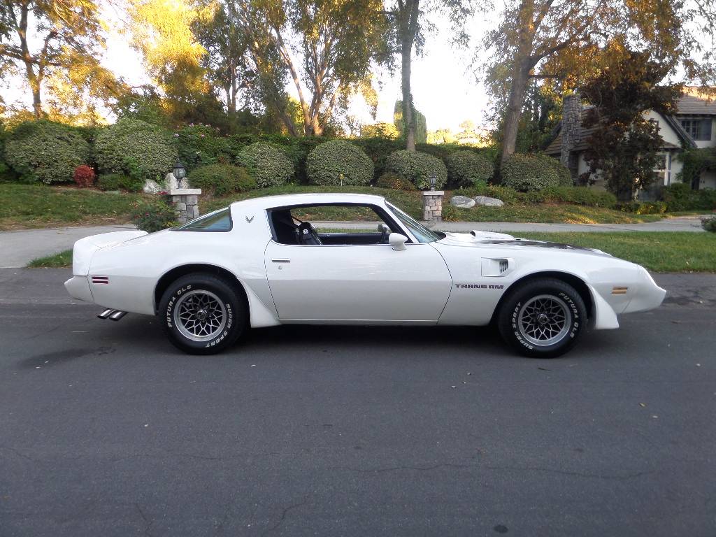 Pontiac-trans-am-v8-1979-12