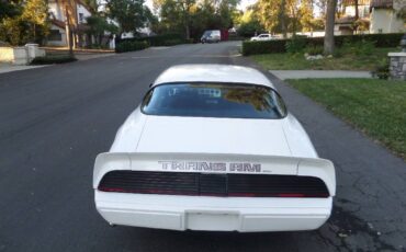 Pontiac-trans-am-v8-1979-3