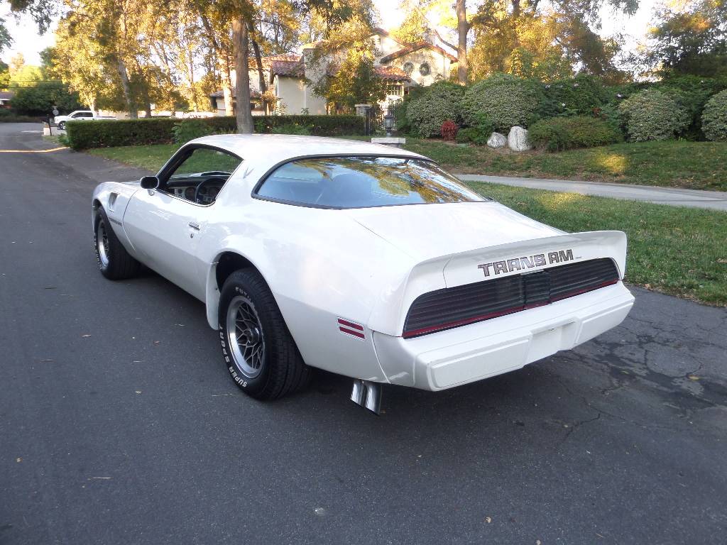 Pontiac-trans-am-v8-1979-4