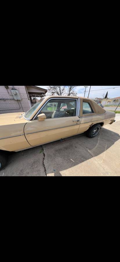 Pontiac-ventura-1976-yellow-1