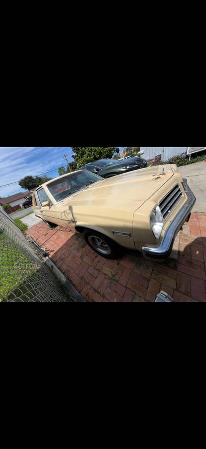 Pontiac-ventura-1976-yellow-2