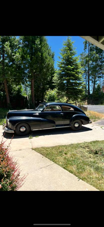 Pontiac-vibe-1946-black-1