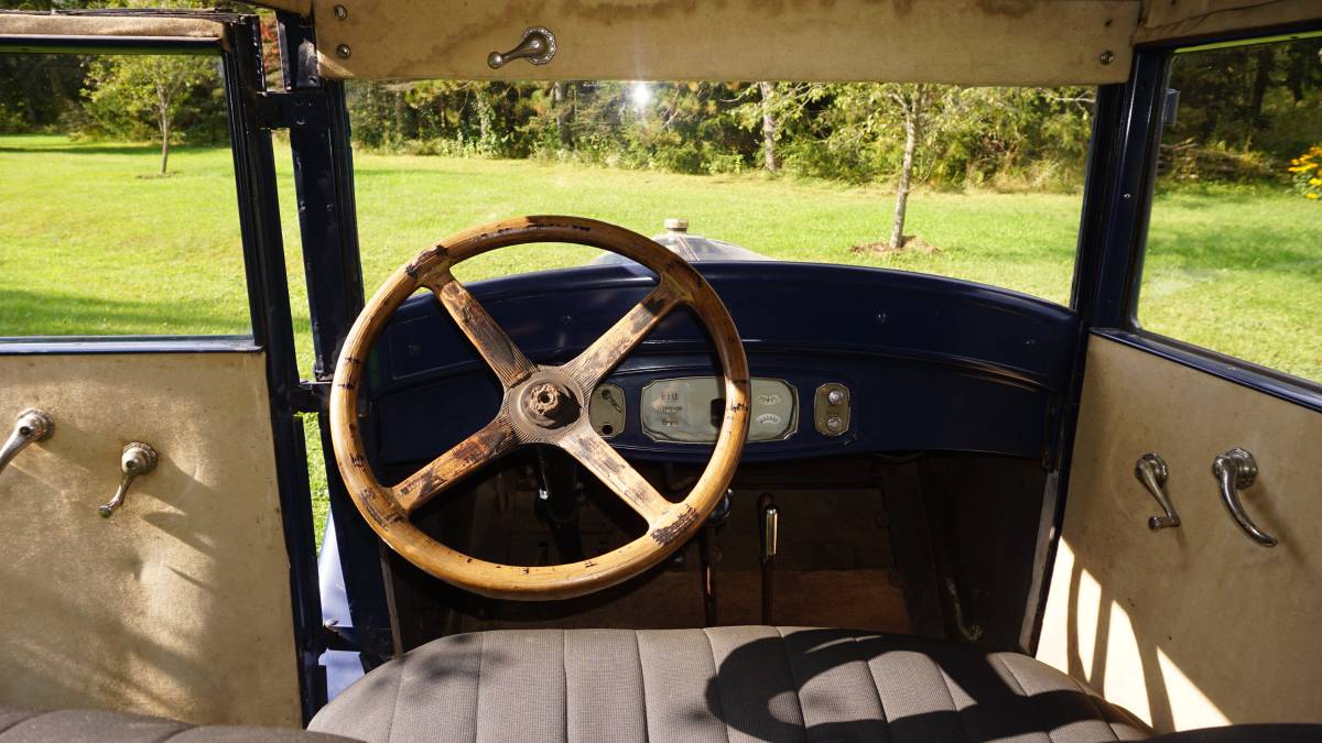 Pontiach-1928-blue-11