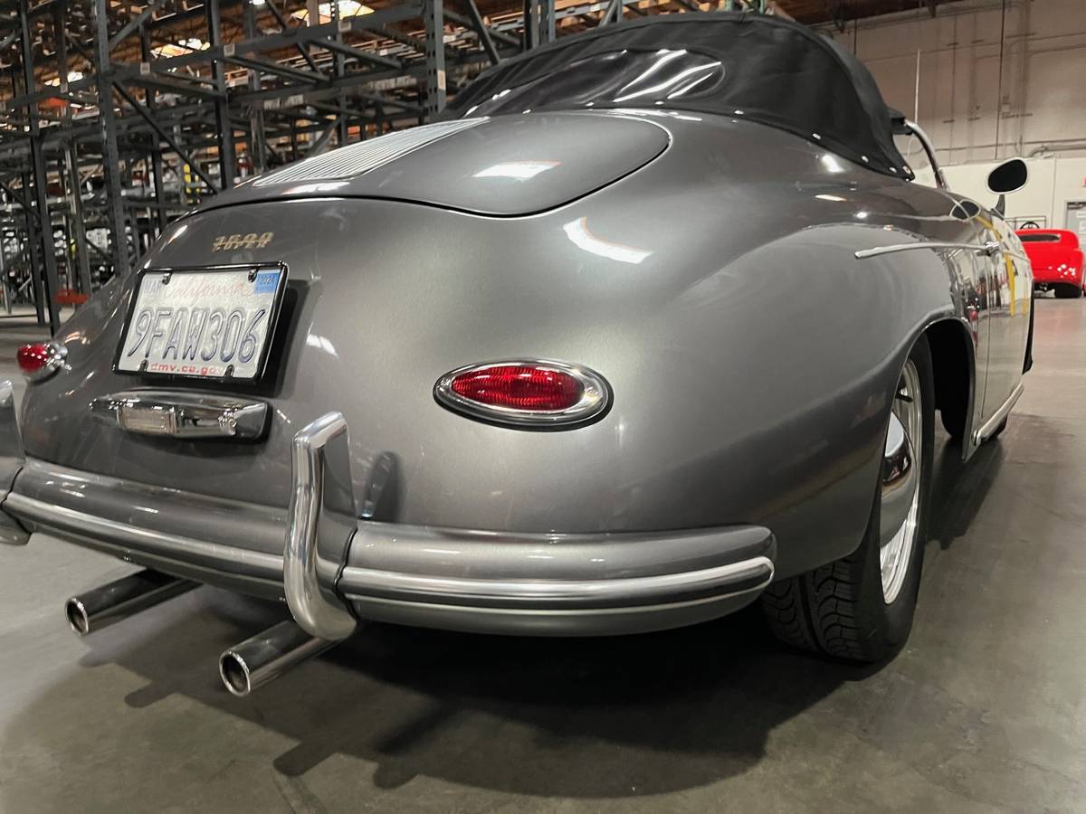 Porche-speedster-1965-silver-8